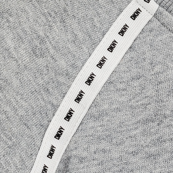 DKNY Men's Long Sleeves Crew Sweatshirt with Logo Tape Detail - L - Picture 5 of 9